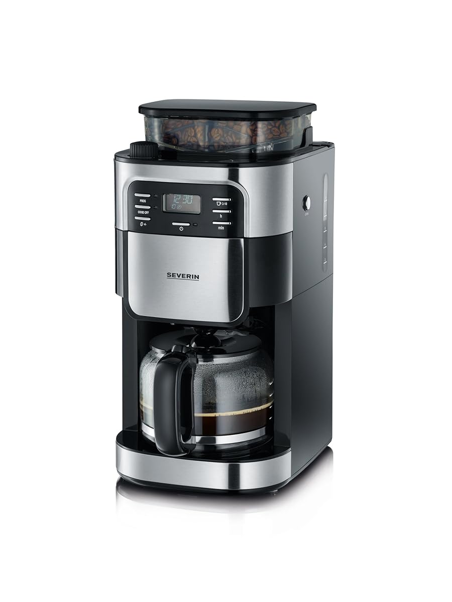 Cafetière filtre Severin en inox brossé et noir, avec broyeur intégré et verseuse en verre sur un plan de travail.